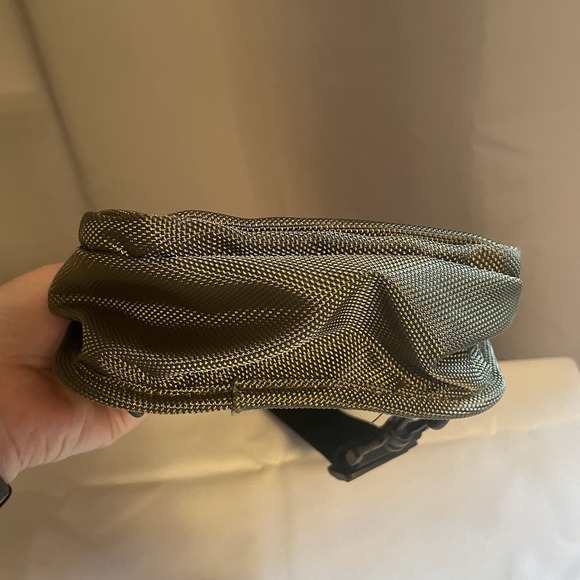 SAVE THE OCEAN SUSTAINABLE SLING BAG OLIVE GREEN CROSSBODY PURSE - Picture 4 of 14